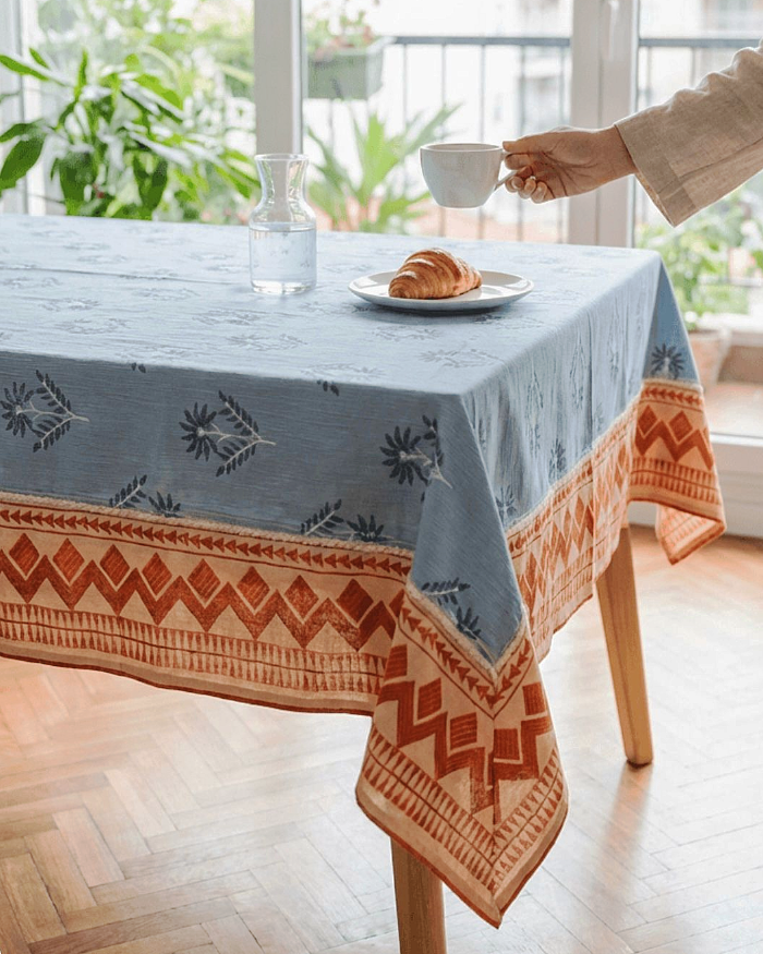 Maison d'Eté Tablecloth